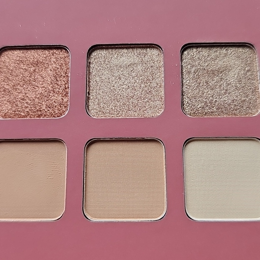 NIB Illamasqua Unveiled Artistry Palette Eyeshadow - Picture 8 of 11